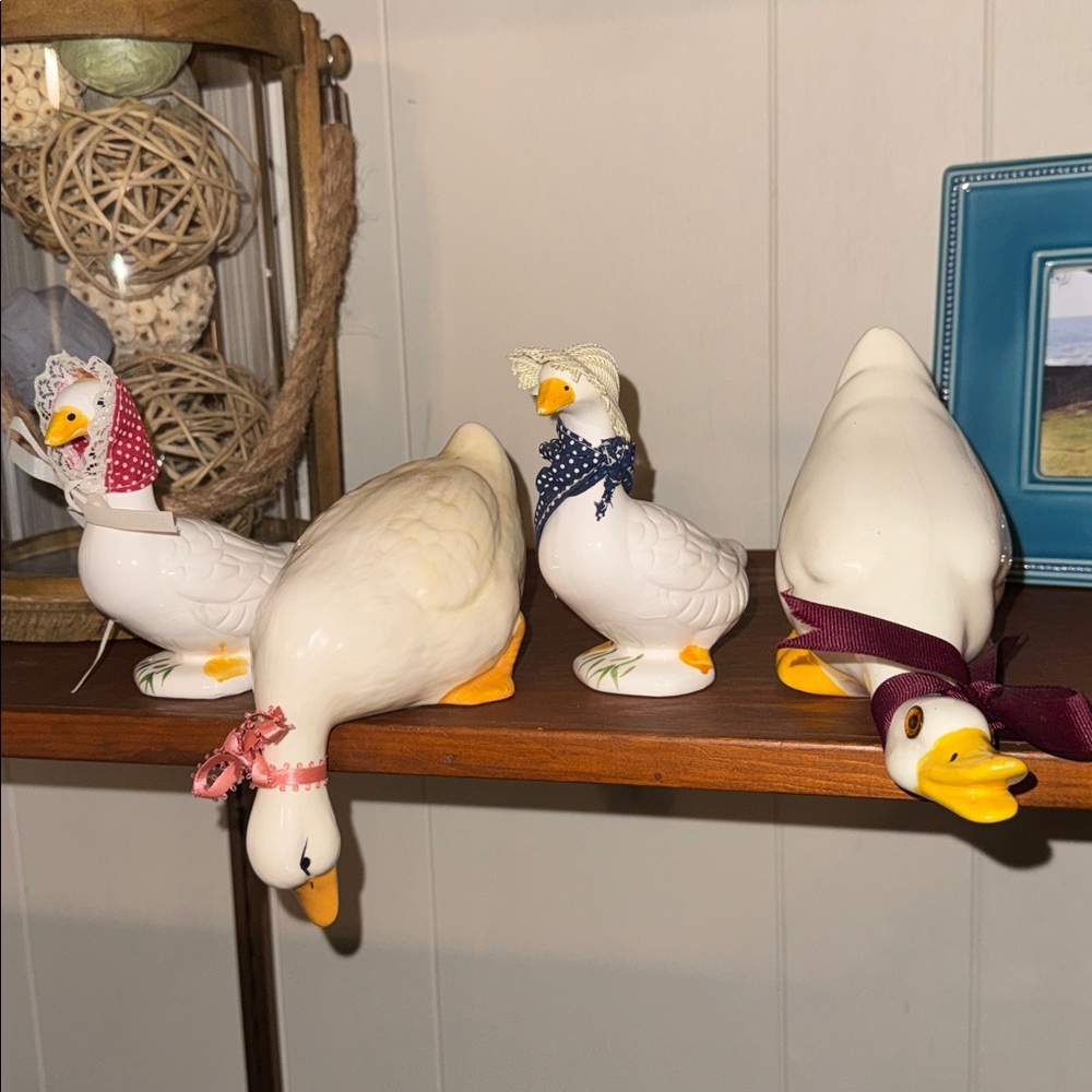 Vintage 4 count Country Farmhouse Ducks/Geese/Birds White 1980’s Bundle Lot